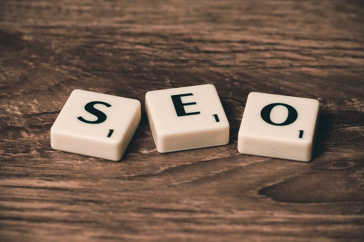Comment optimiser votre présence sur un site consultant